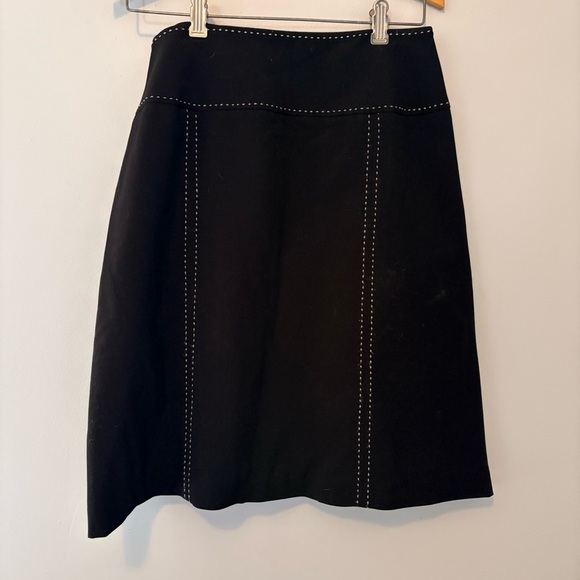 Très You Black A-Line Skirt Size 4 | Contrast Stitching, Minimalist Workwear - Picture 4 of 5